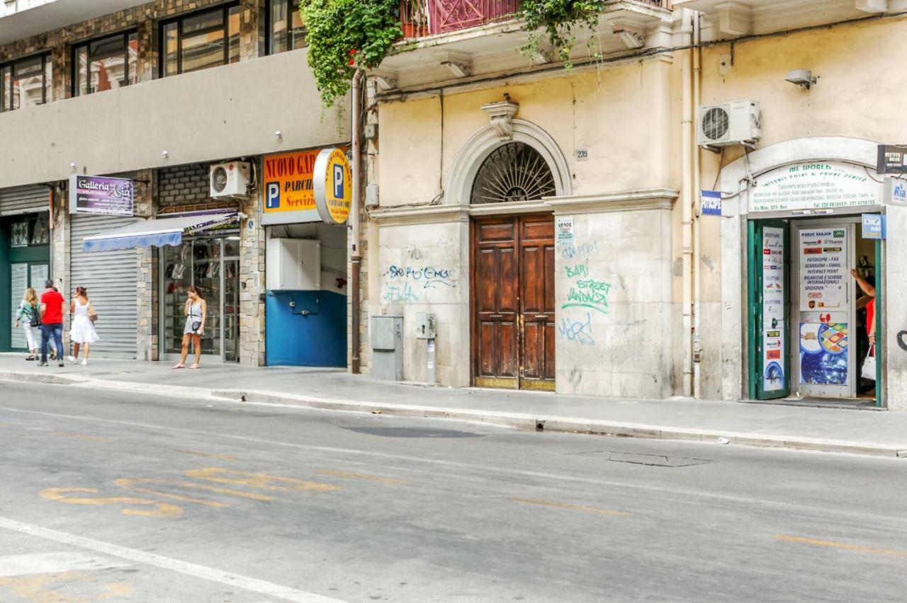 Bari Centrale Railway Station Apartment Exteriör bild