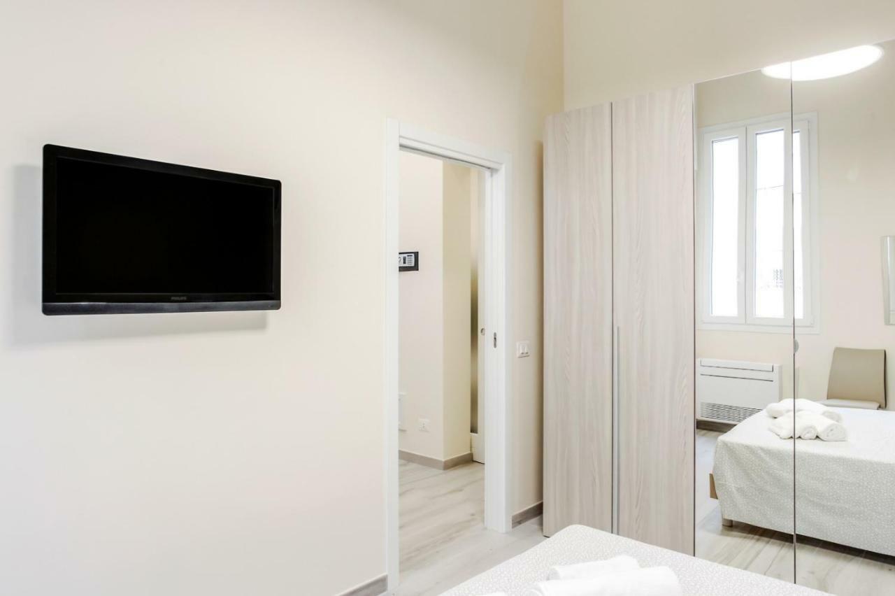 Bari Centrale Railway Station Apartment Exteriör bild