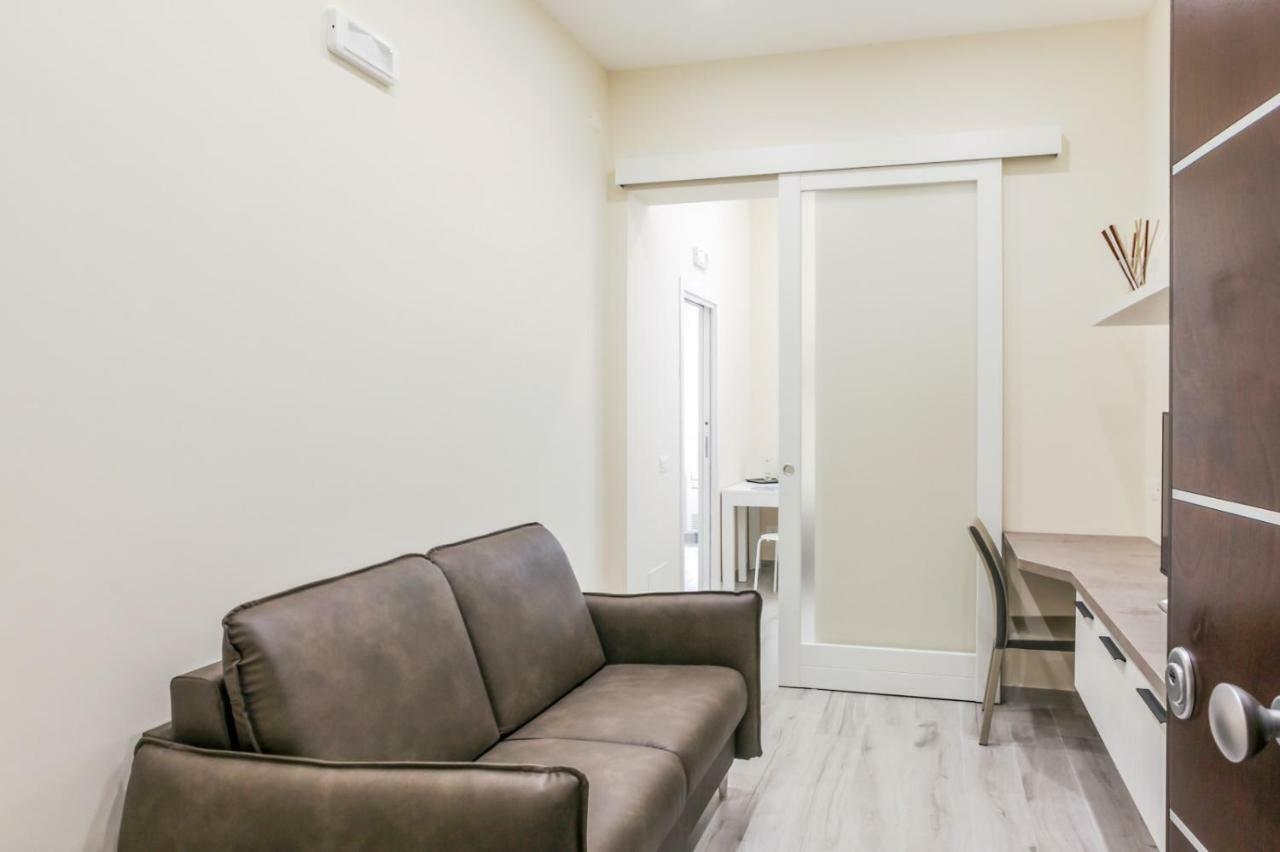 Bari Centrale Railway Station Apartment Exteriör bild